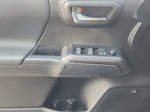 Used 2023 Toyota Tacoma TRD Pro AWD/4WD image 17