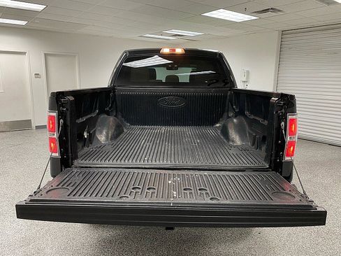 Used 2013 Ford F150 XLT w/ XLT Chrome Pkg image 13