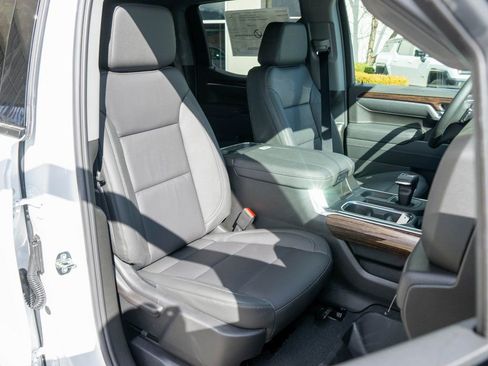 New 2026 GMC Sierra 1500 Elevation w/ Elevation Premium Package image 9