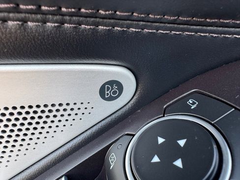 Used 2020 Ford Explorer Platinum w/ Premium Technology Package image 21