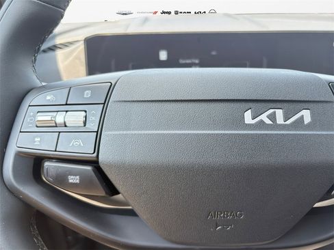 New 2026 Kia Sportage X-Line w/ X-Line Technology Package image 25