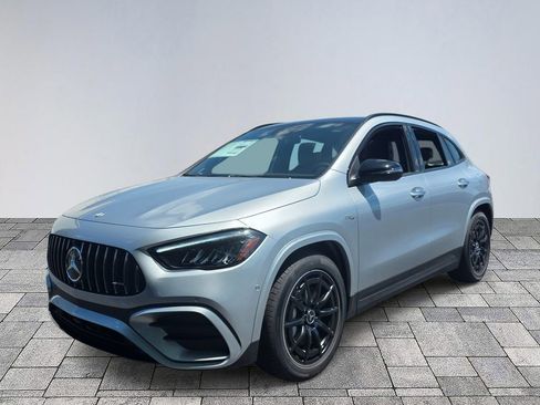 New 2026 Mercedes-Benz GLA 35 AMG 4MATIC image 3
