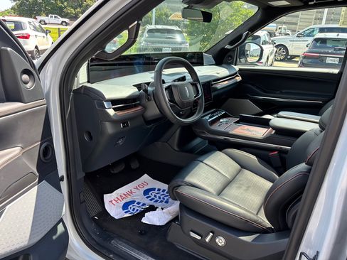 New 2026 Lincoln Navigator Black Label AWD/4WD image 24