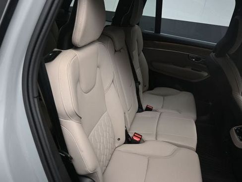 Certified 2026 Volvo XC90 B6 Plus w/ Protection Package Premier AWD/4WD image 27