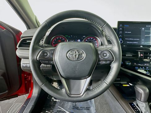 Used 2024 Toyota Camry XSE w/ Navigation Package image 15