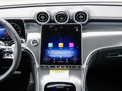 New 2025 Mercedes-Benz GLC 300 GLC 300 image 11