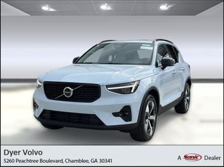 Used 2026 Volvo XC40 B5 Plus w/ Protection Package Premier AWD/4WD video 1