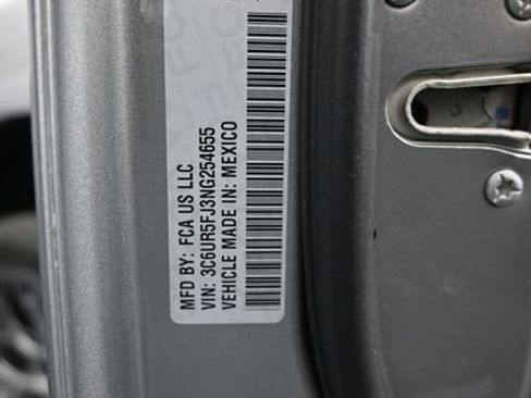 Used 2022 RAM 2500 Laramie AWD/4WD image 16