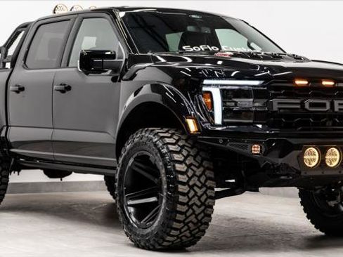 Used 2025 Ford F150 Lariat w/ Equipment Group 502A High image 5