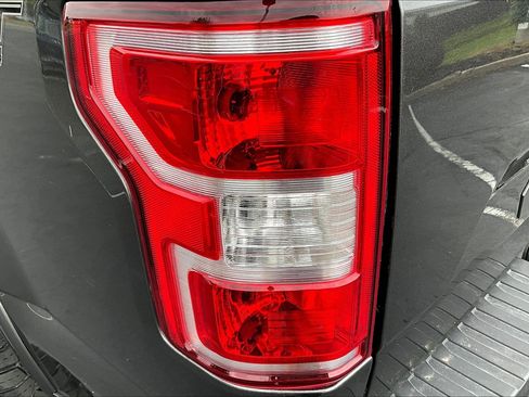 Used 2018 Ford F150 XLT w/ Equipment Group 302A Luxury AWD/4WD image 24