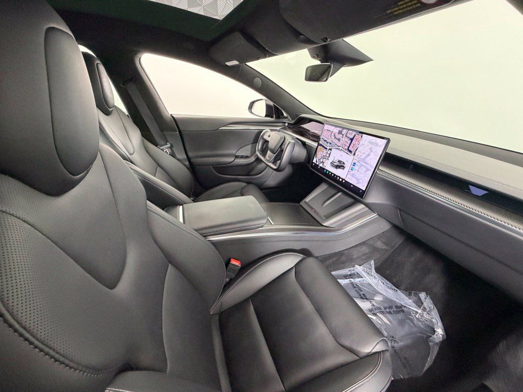 Used 2022 Tesla Model S Plaid AWD/4WD image 34