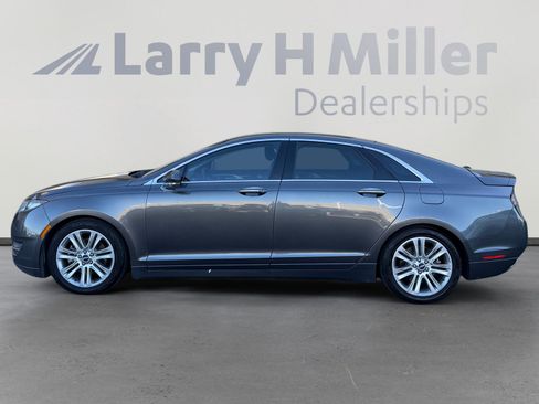 Used 2016 Lincoln MKZ w/ Equipment Group 300A Reserve image 2