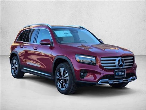 New 2026 Mercedes-Benz GLB 250 4MATIC image 7