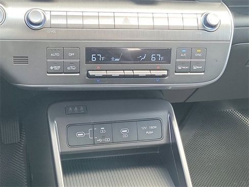 New 2025 Hyundai Kona SEL image 10