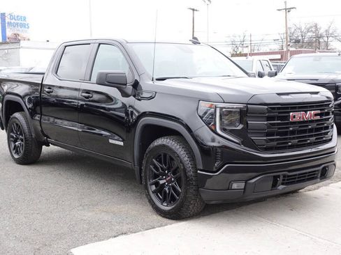 Used 2024 GMC Sierra 1500 Elevation AWD/4WD image 6
