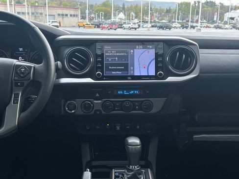 Used 2023 Toyota Tacoma Limited image 17