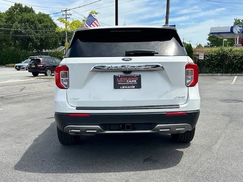 Used 2021 Ford Explorer XLT w/ Equipment Group 202A AWD/4WD image 6