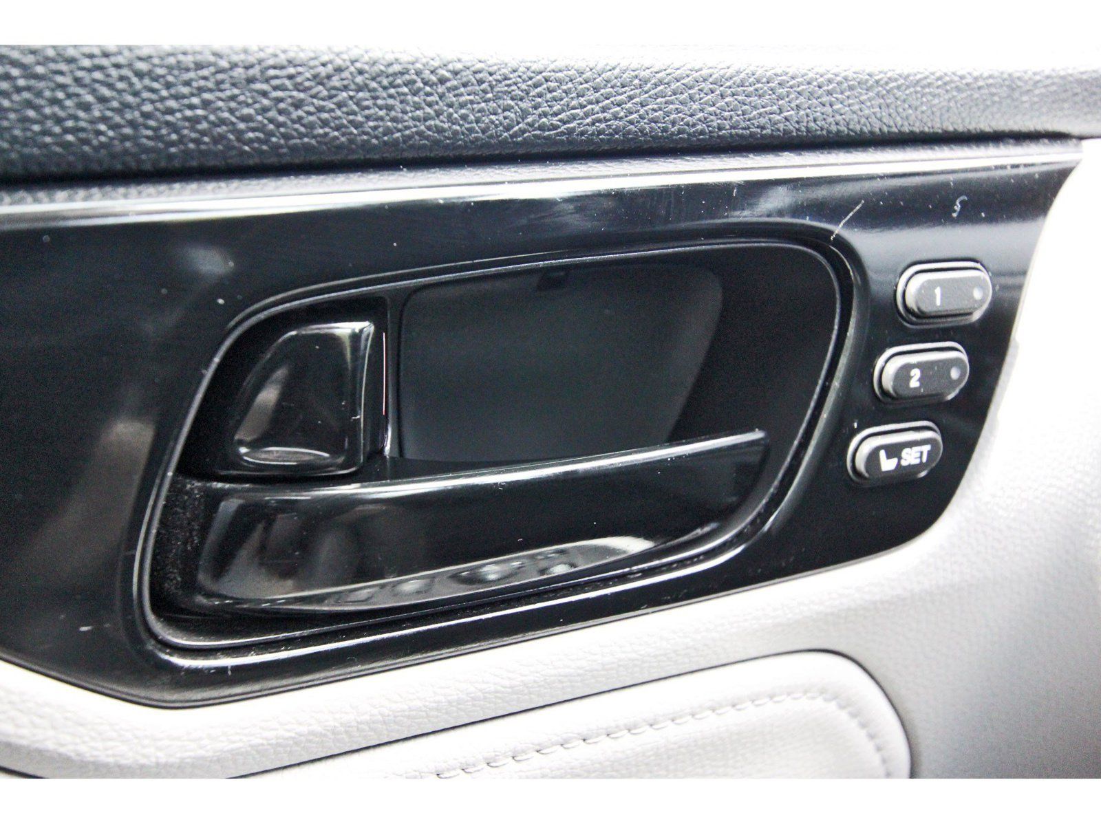 Used 2020 Honda Odyssey Elite image 21