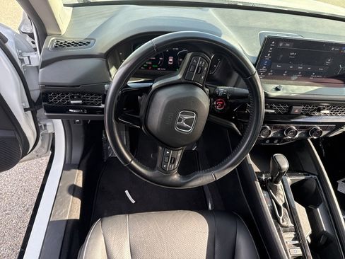 Used 2023 Honda Accord EX-L image 12