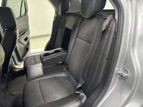 Used 2019 Chevrolet Trax LT w/ LT Convenience Package FWD image 24
