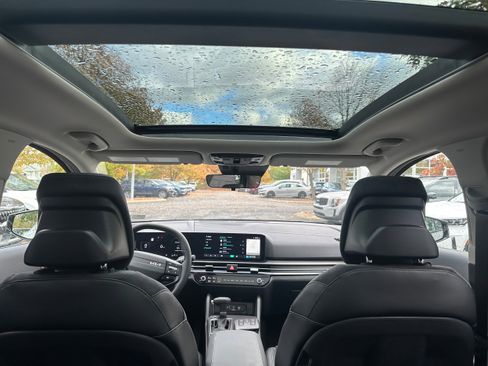 New 2026 Kia Sportage SX image 11