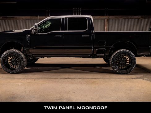 Used 2026 Ford F250 Platinum w/ Platinum Plus Package image 6