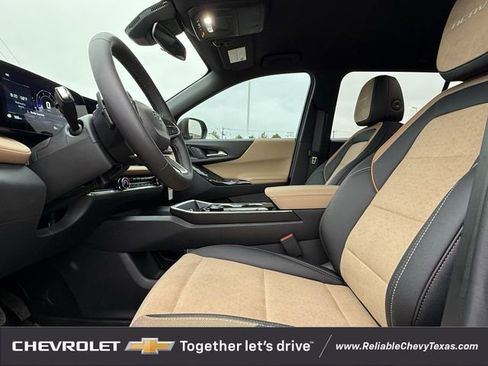 Used 2026 Chevrolet Equinox ACTIV w/ LPO, Floor Liner Package FWD image 26