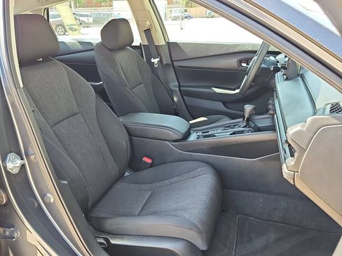 Used 2025 Honda Accord LX image 31