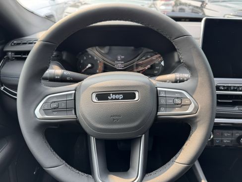 New 2025 Jeep Compass Limited w/ Sun & Sound Group image 13