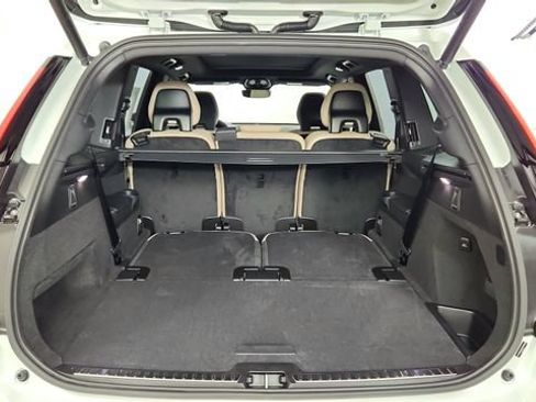 Used 2026 Volvo XC90 B6 Plus w/ Protection Package AWD/4WD image 44
