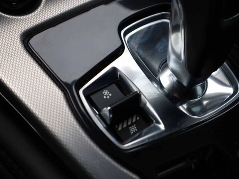 Used 2016 Jaguar F-TYPE Coupe image 18