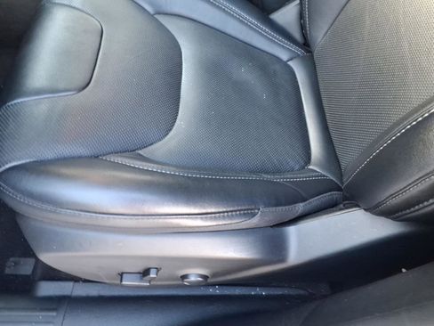 Used 2022 Jeep Cherokee Limited image 12