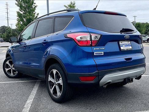 Used 2018 Ford Escape SEL w/ Ford Safe & Smart Package AWD/4WD image 6