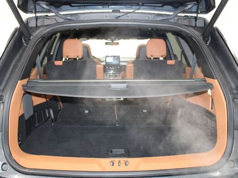 Used 2023 Lincoln Aviator Black Label Grand Touring image 16