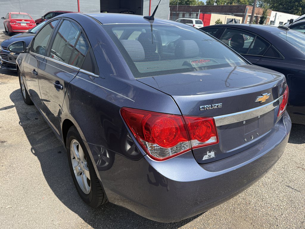 Used 2014 Chevrolet Cruze LT FWD image 3