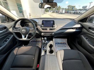 Used 2025 Nissan Altima 2.5 SV FWD video 2