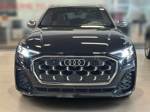 Used 2024 Audi SQ8 Prestige AWD/4WD image 2