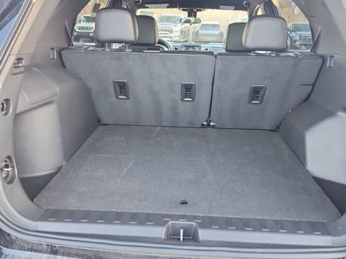 Used 2023 Chevrolet Equinox RS image 13
