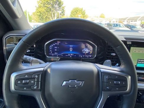 Used 2024 Chevrolet Silverado 1500 LT Trail Boss w/ Convenience Package II image 13