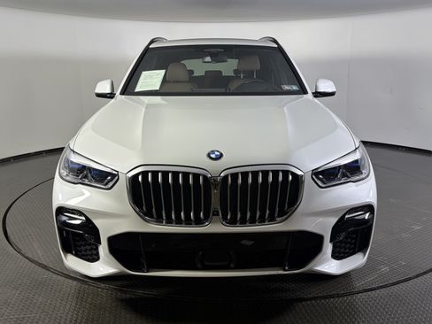 Used 2020 BMW X5 xDrive40i w/ M Sport Package AWD/4WD image 2