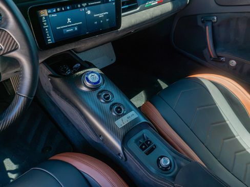 Used 2022 Maserati MC20 Coupe RWD image 18