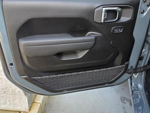 New 2026 Jeep Gladiator Sport image 31