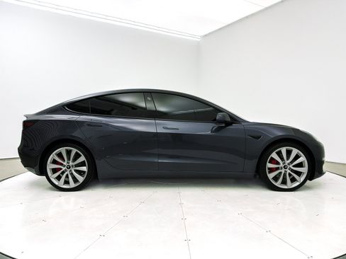 Used 2018 Tesla Model 3 Long Range image 29