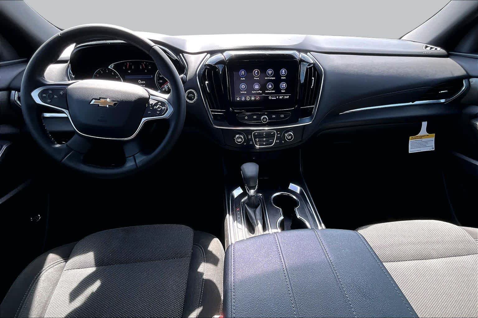 Used 2023 Chevrolet Traverse LT FWD image 28