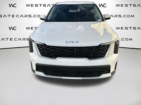 New 2026 Kia Sorento LX FWD image 2