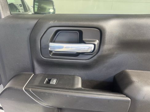 Used 2021 Chevrolet Silverado 1500 LT image 37