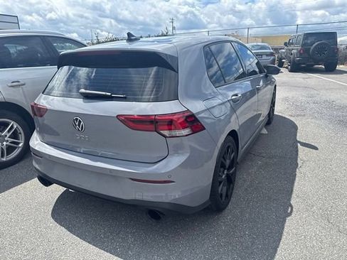 Used 2024 Volkswagen GTI SE FWD image 9
