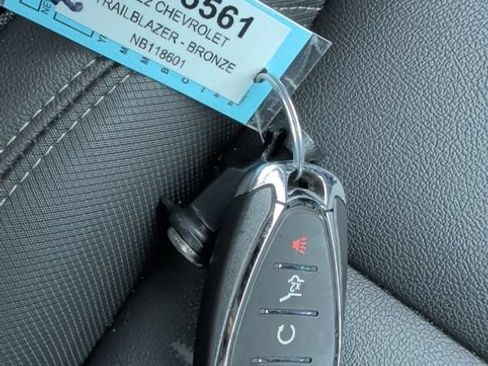 Used 2022 Chevrolet TrailBlazer ACTIV w/ Sun and Liftgate Package FWD image 26