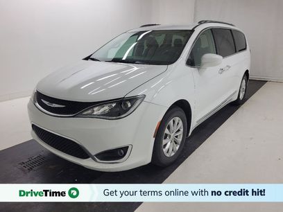 Used 2019 Chrysler Pacifica Touring-L