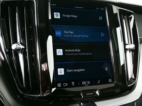 Used 2022 Volvo XC60 T8 R-Design w/ Advanced Package image 14